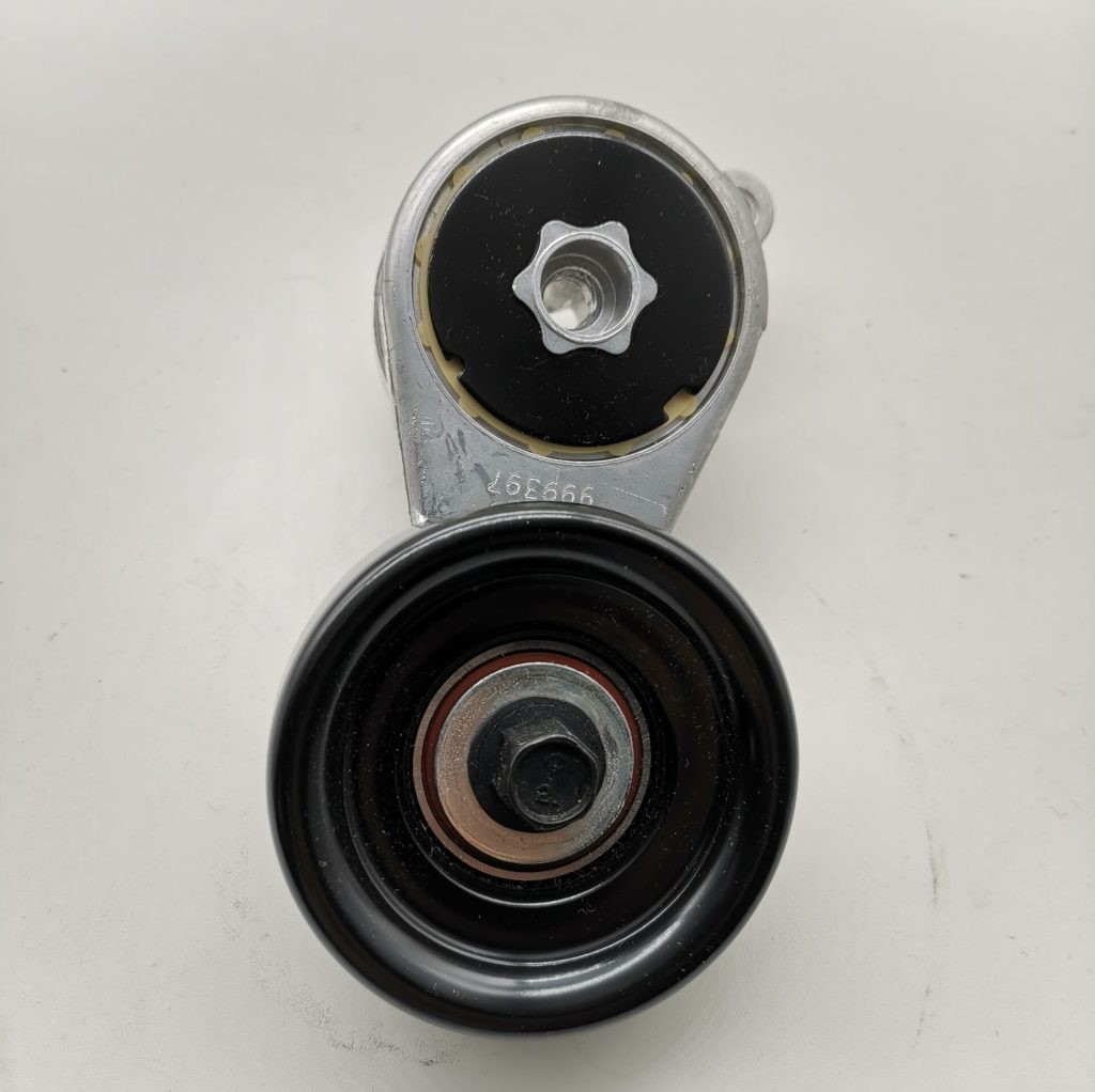 BELT TENSIONER 89056037 8971258601 8971258600 FIT FOR ISUZU
