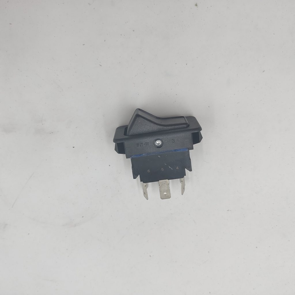 Toggle/Rocker Switch AN153662 FIT FOR JOHN DEERE
